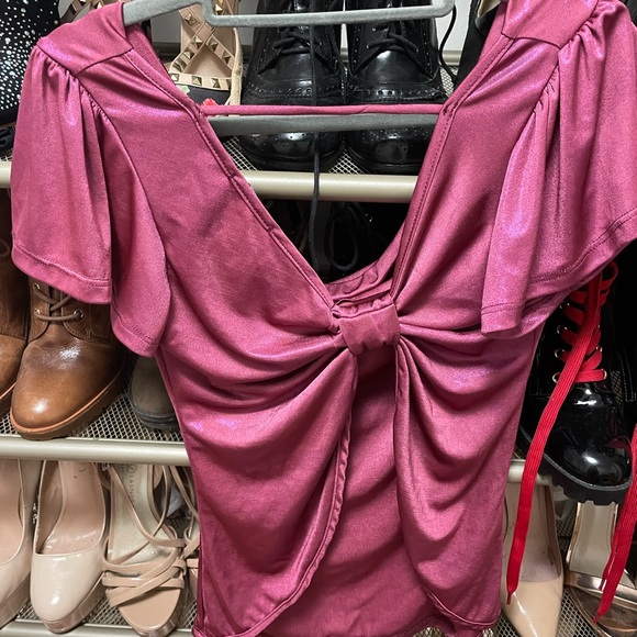 Purple pink backless top - Picture 3 of 3